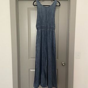 Wide leg jumpsuit